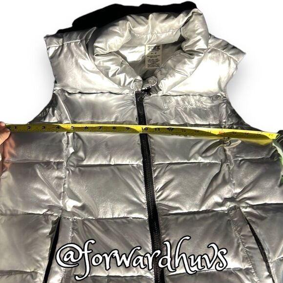Victoria’s Secret Silver Elegance: Metallic Puffer Vest - Size Medium - Picture 6 of 14